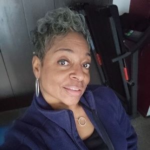 Meet your Posher, Tonya